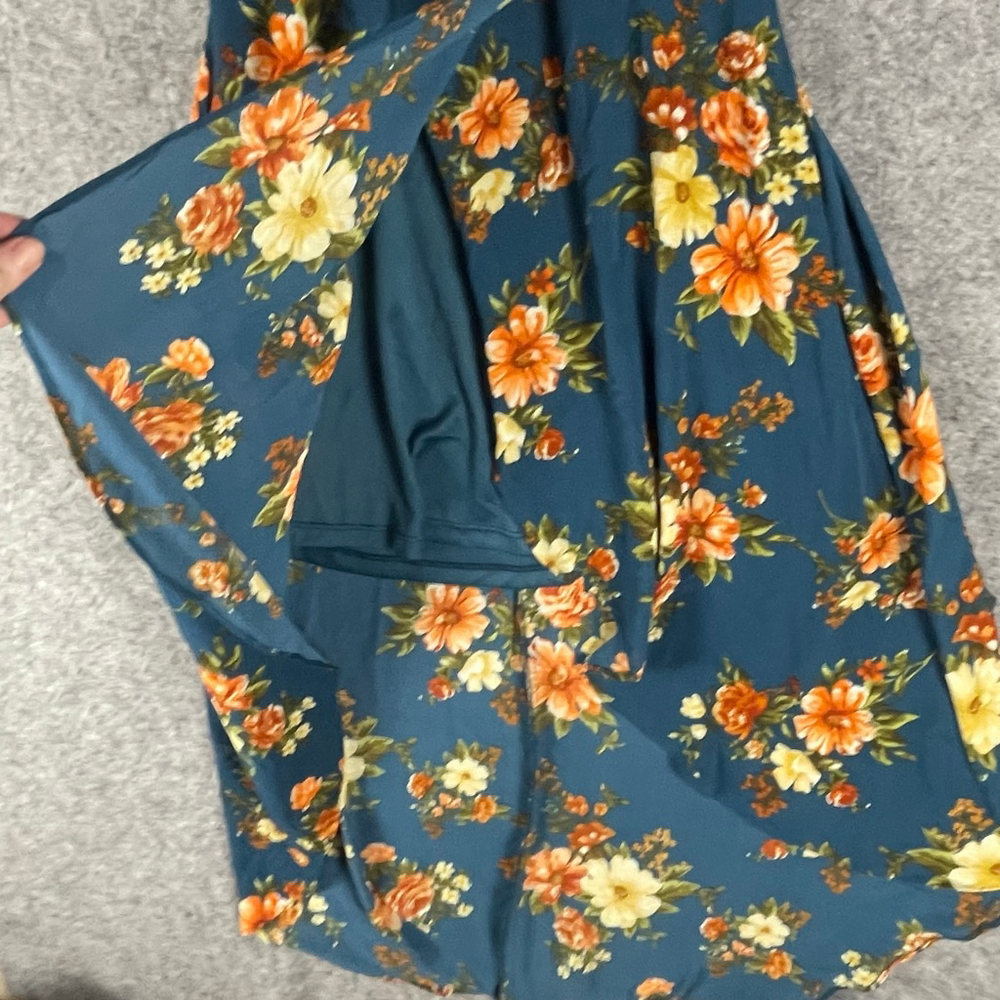 By & By NWT Women’s Floral High-Low Maxi Dress Teal Cold Shoulder Boho Ruffle XS - Picture 4 of 12